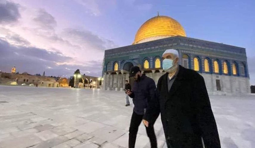 الشيخ صلاح يدعو للدفاع عن الأقصى ومنع إدخال 