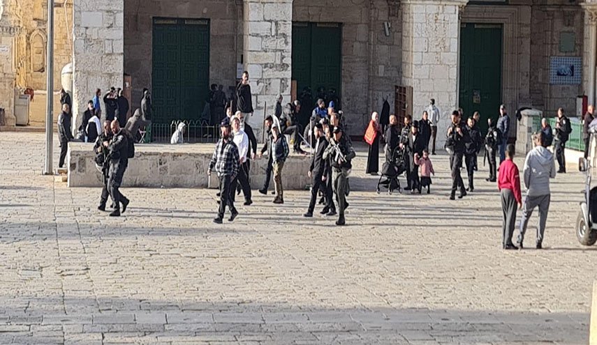 عضو كتلة الوفاء للمقاومة: لمناصرة الشعب الفلسطيني في مواجهة الإرهاب الصهيوني