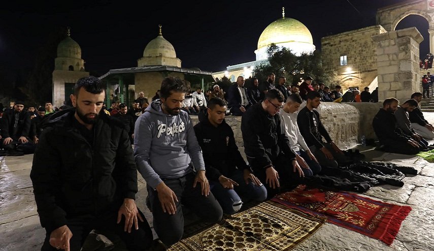 وقفات غاضبة دعما للقدس والأقصى في مخيمات اللجوء بلبنان