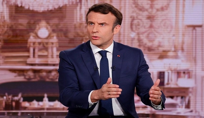 ماكرون يحث أوروبا على تقليل الإعتماد على الدولار الأميركي خارج 