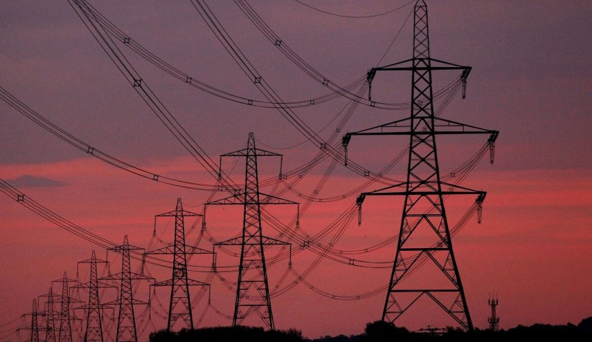 العراق والسعودية يتفقان على توسيع نقاط الربط الكهربائي