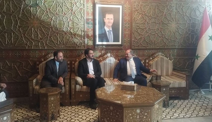 مراسلنا: وزير الطرق الإيراني يصل مطار دمشق+صور