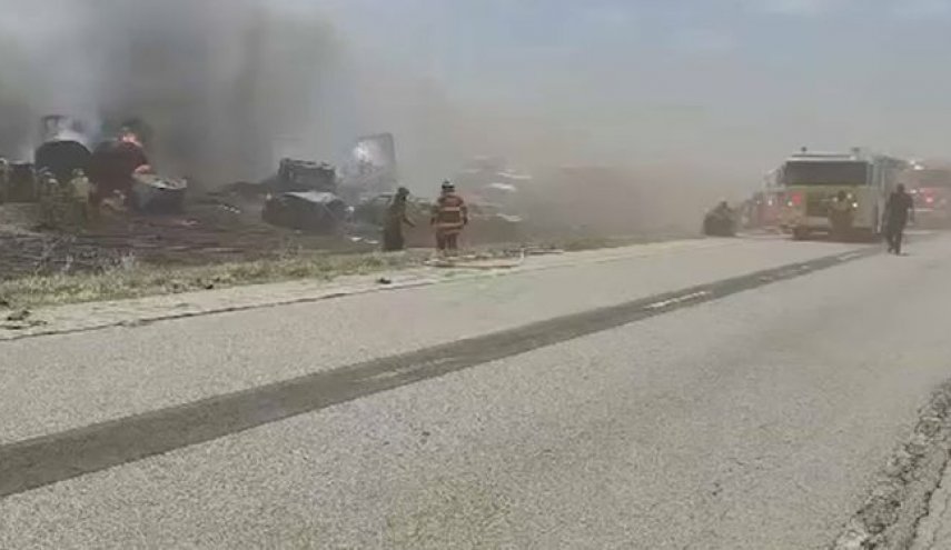 وقوع حادث مروع في أمريكا.. والضحايا بالعشرات! + صور
