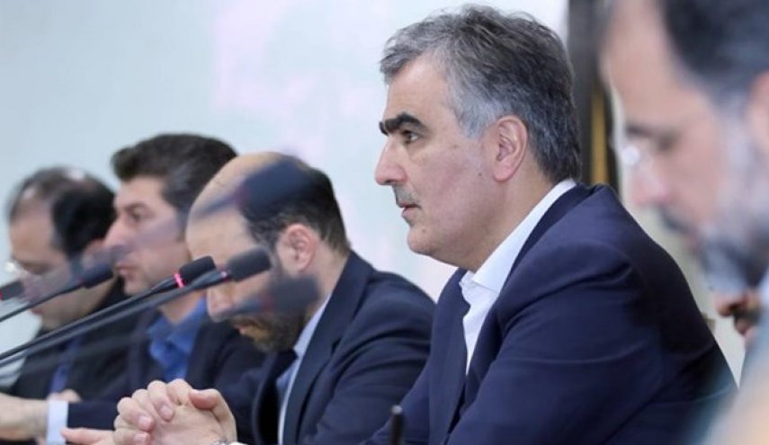 البنك المركزي الايراني: سياستنا الاستراتيجية فك الارتباط مع الدولار في المعاملات التجارية