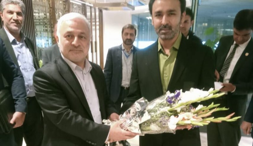 رئيس لجنة الأمن القومي النیابیة يزور باكستان