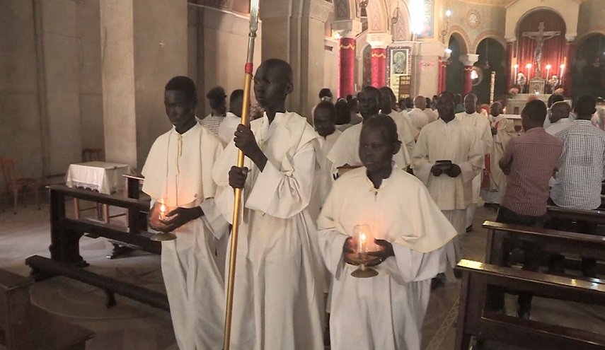 الجيش السوداني يتهم الدعم السريع بانتهاك حق مدنيين مسيحيين في أم درمان