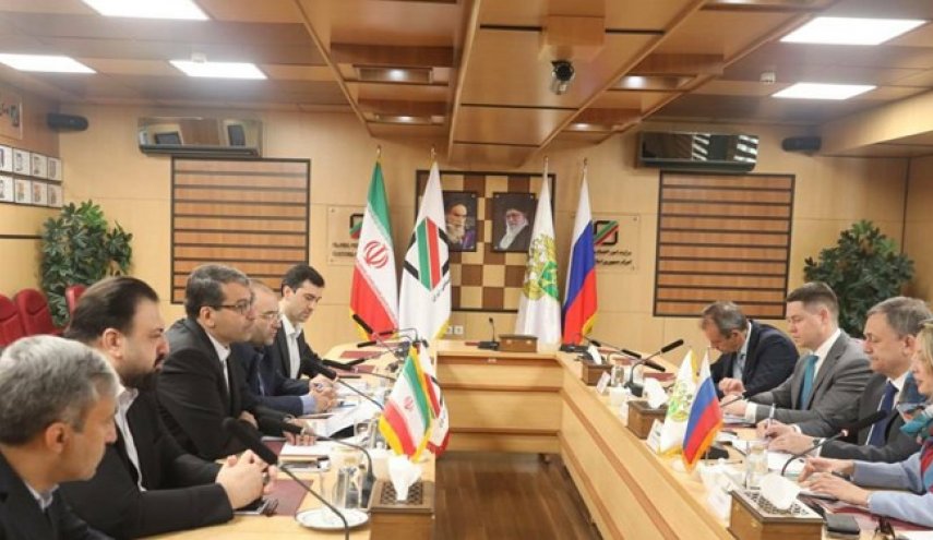 ايران تتفق مع روسيا على تسهيل التجارة وزيادة الترانزيت