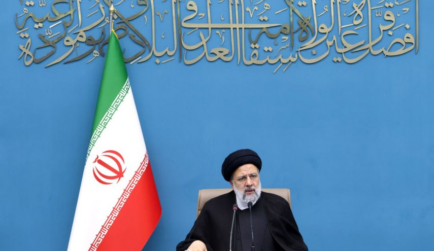 الرئيس رئيسي يحذر السلطات الأفغانية بشأن حق مياه هيرمند 