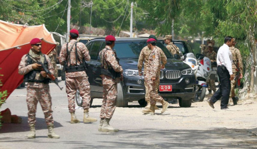 مقتل 3 جنود باكستانيين في هجوم على نقطة عسكرية


