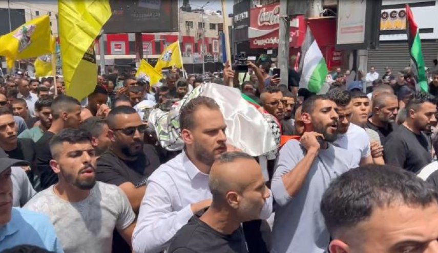 تشییع پیکر شهید «اشرف ابراهیم» در جنین 