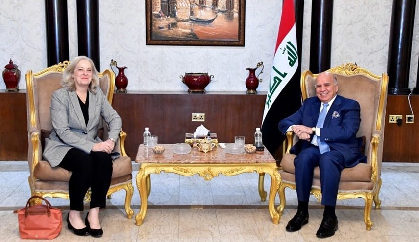 فؤاد حسين يبحث وسفيرة أميركا ملف نقل عائلات مخيم الهول للعراق