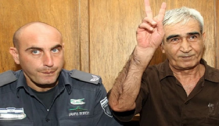 أسرى الجبهة الشعبية لتحرير فلسطين ينهون إضرابهم عن الطعام