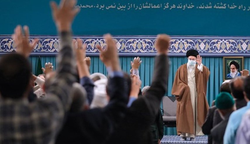 رهبر انقلاب: یاد سلوک و مجاهدت شهدا با شیوه‌های خلاقانه و جذاب به نسل جوان منتقل شود