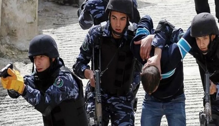 أجهزة السلطة تشن حملة اعتقالات سياسية بالضفة المحتلة