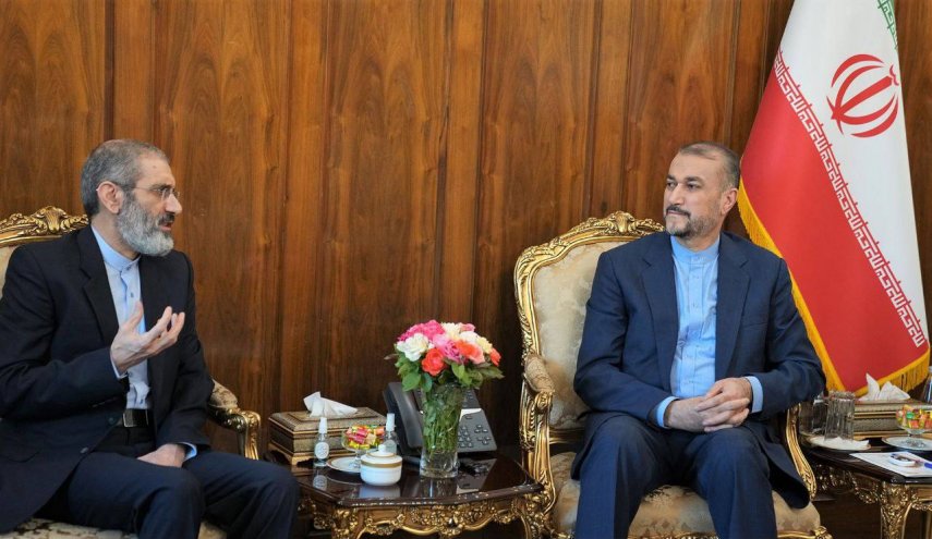 وزير الخارجية يستقبل الدبلوماسي المفرج عنه اسدالله اسدي