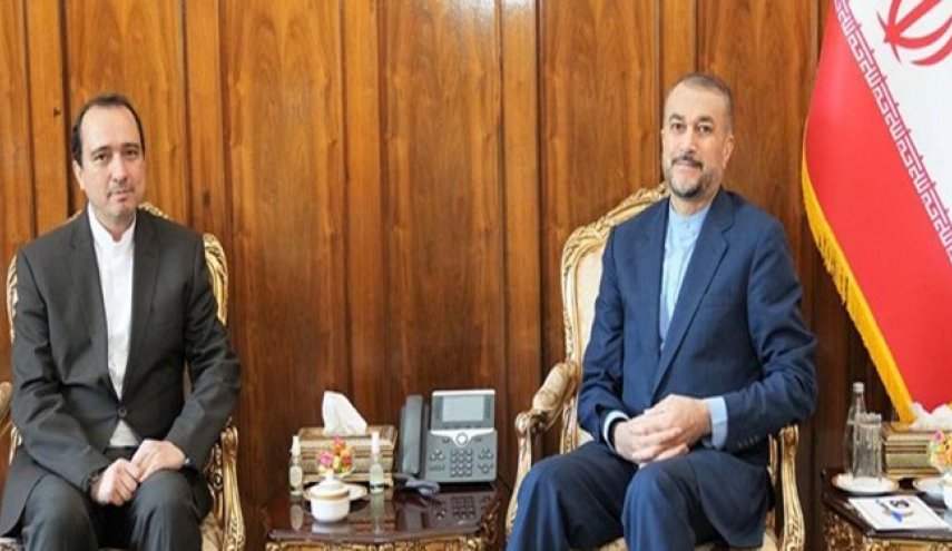 القنصل العام الجديد لإيران في بيشاور يبدأ مزاولة مهامه