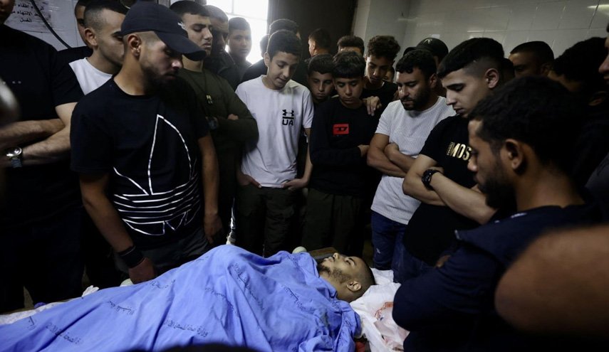 شاهد.. تشييع جثمان الشهيد 