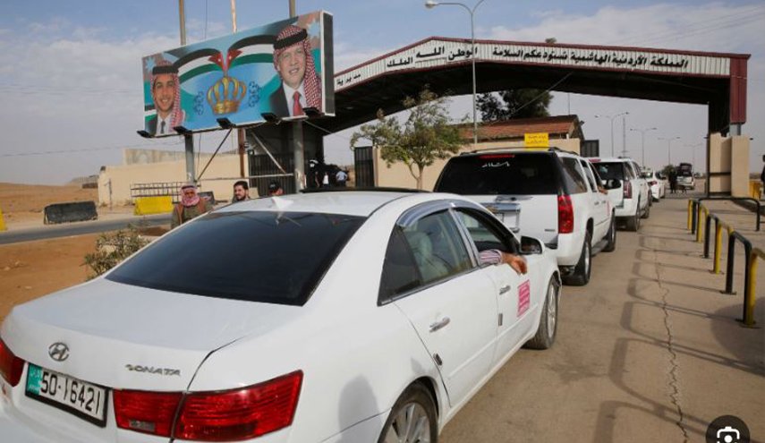 معبر نصيب يستقبل يوميا الاف القادمين الى سوريا من الاردن