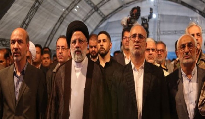 الرئيس رئيسي يدعو للعمل الجهادي لحل المشاكل بالبلاد