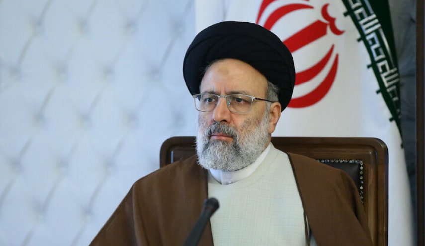 رئيس الجمهورية: نشاطات الهلال الأحمر الإيراني العلاجية قلّ نظيرها في إفريقيا