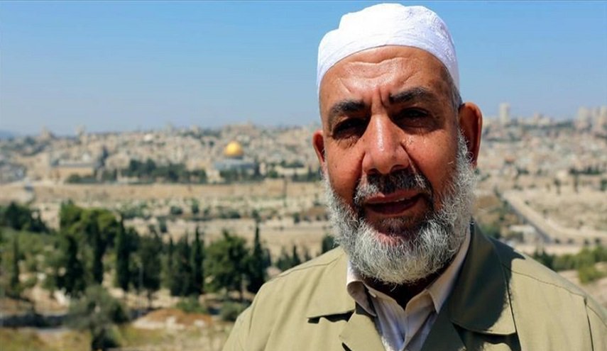 الاحتلال يفرج عن الشيخ ناجح بكيرات ويبعده عن القدس