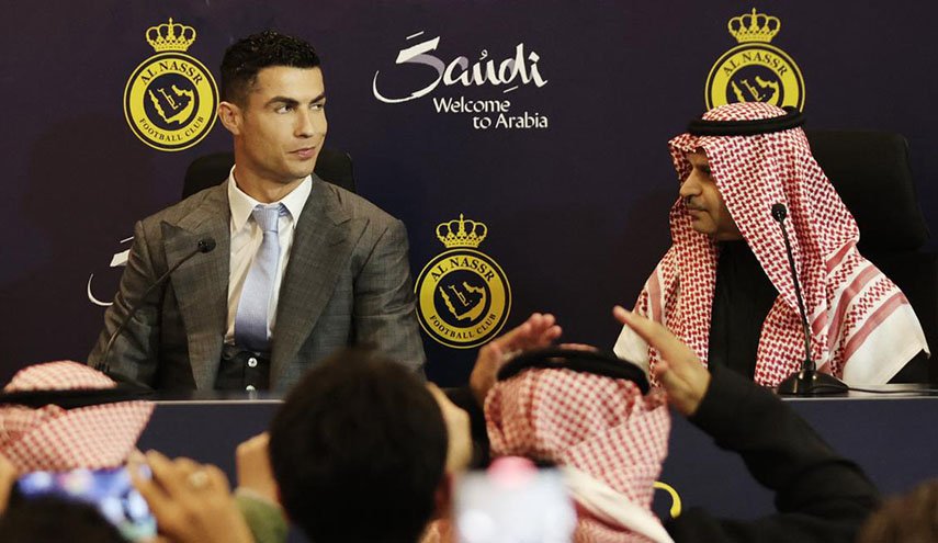 رونالدو يؤكد أن الدوري السعودي أفضل من الأمريكي الذي اختاره ميسي