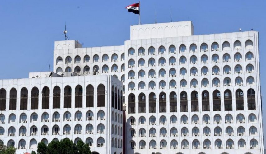 الخارجية العراقية: فتح تحقيق بحادثة حرق السفارة السويدية في بغداد