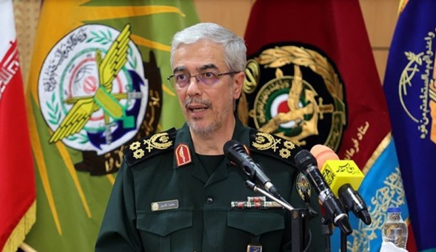 اللواء باقري: ليس بإمكان أي عدو أن يخترق المجال الجوي الإيراني