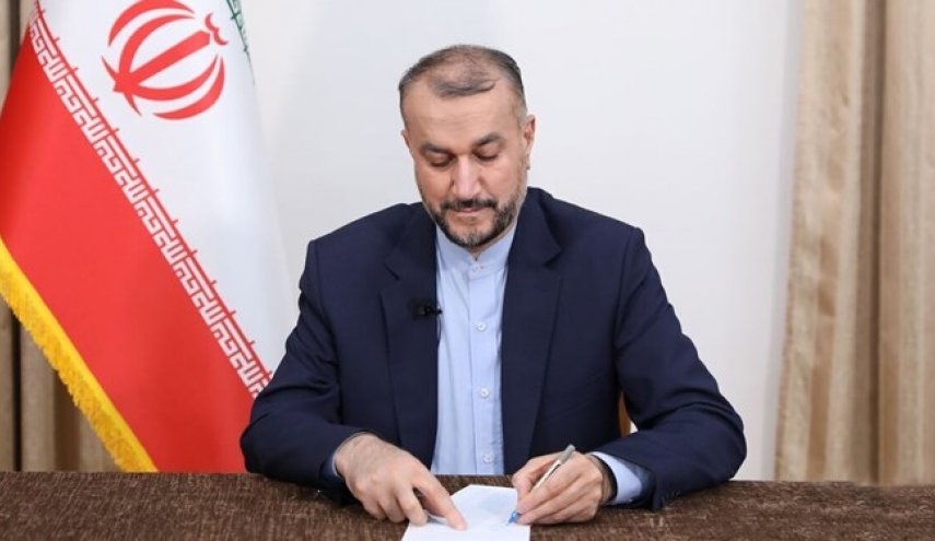 امير عبداللهيان يؤكد على اتخاذ إجراء رادع لمنع تكرار الإساءة الى القرآن الكريم

