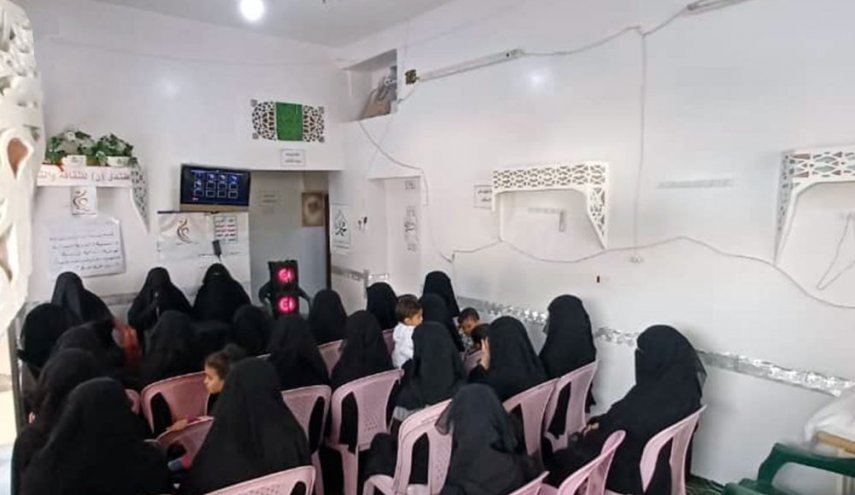 فعالية نسائية بمحافظة حجة الیمنیة إحياء لذكرى استشهاد الامام الحسين (ع)