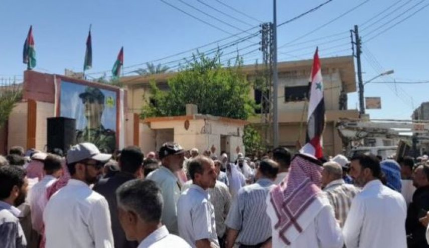وقفة احتجاجية ضد الاحتلال الأمريكي في الجزيرة السورية