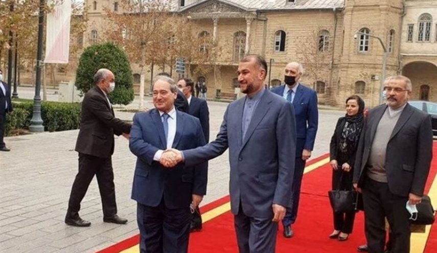أمير عبداللهيان يستقبل نظيره السوري