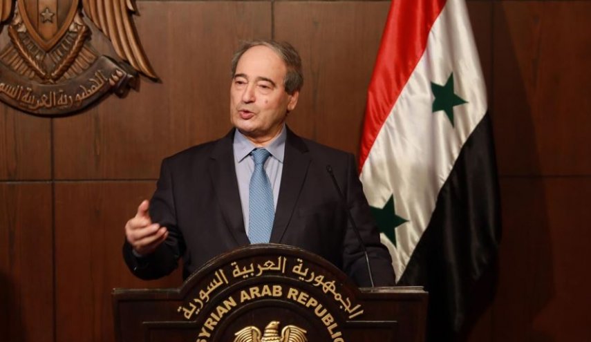 فيصل المقداد يجري مباحثات ثنائية مع سامح شكري في القاهرة