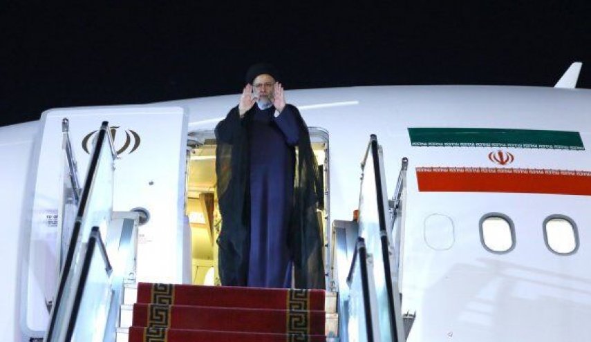 رئيسي يغادر جنوب أفريقيا عائدا إلى طهران

