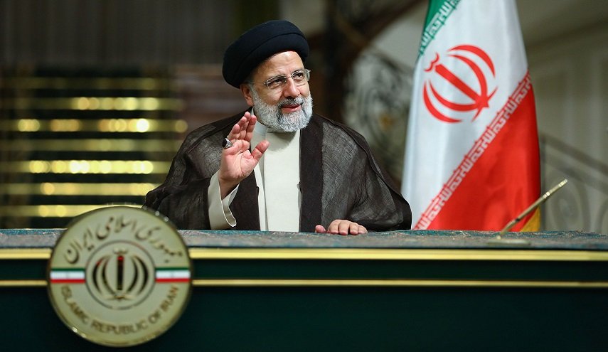 مؤتمر صحفي للرئيس الإيراني بحضور المراسلين المحليين والأجانب