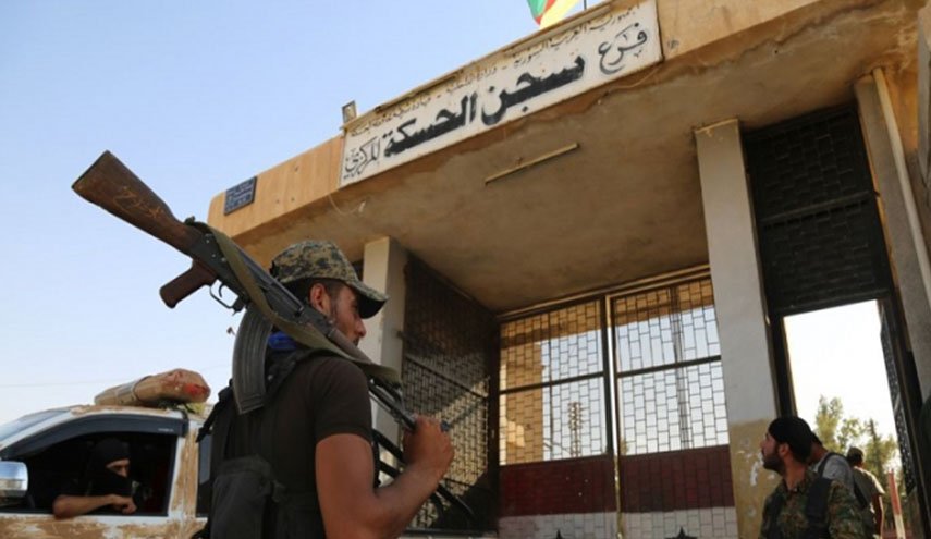 أنباء عن عصيان لعناصر من داعش في سجن الصناعة بالحسكة