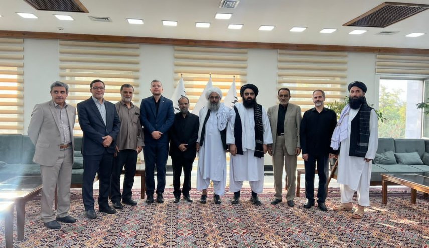 إيران وطالبان تدرسان التعاون لمكافحة الإرهاب والمخدرات