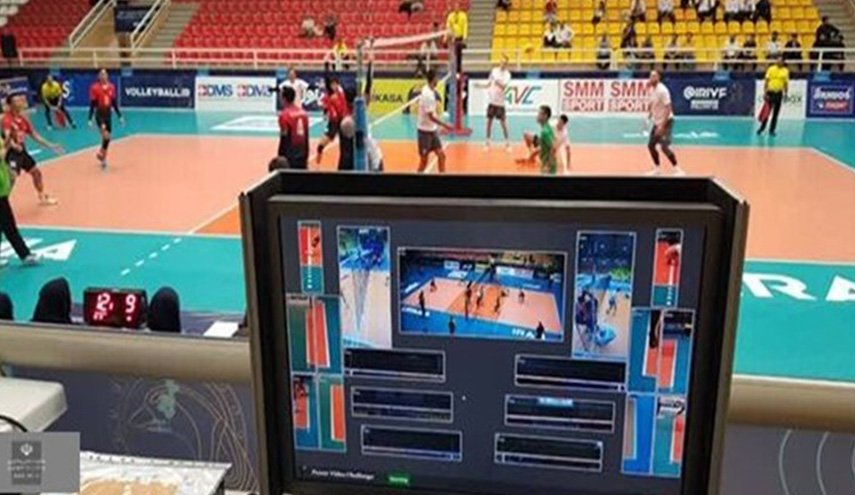 صنع جهاز الفحص الفيديوي الإيراني للمساعدة في التحكيم في المباريات الرياضية