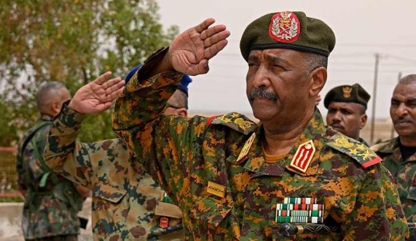 البرهان يرحب بدعم خارجي لإعادة إعمار السودان دون إملاءات
