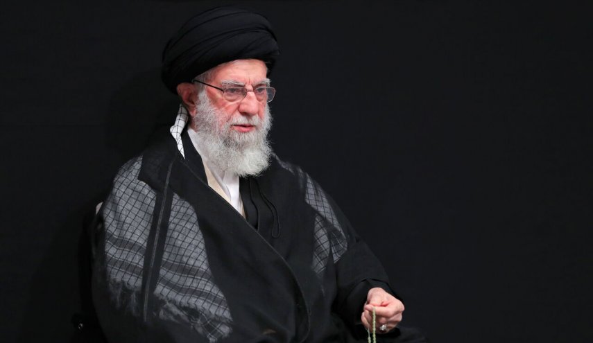 القائد مخاطبا الشباب: عيشوا حسينيين وابقوا حسينيين