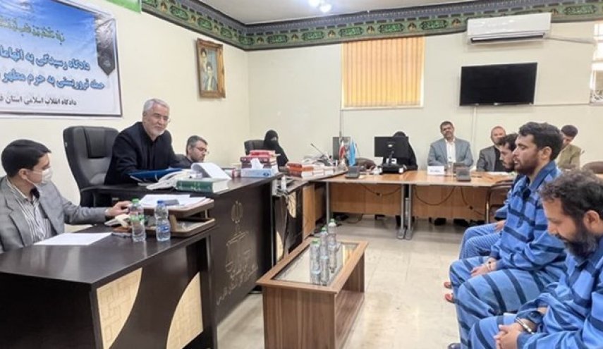 عقد الجلسة الأولى لمحاكمة 3 متهمين في اعتداء 'شاهجراغ' الإرهابي