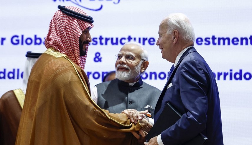 السعودية توقع مذكرة تفاهم لإنشاء ممر اقتصادي عابر للقارات

