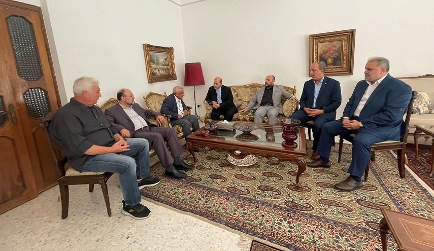 أبو مرزوق يدعو لتثبيت وقف النار وإنهاء المظاهر المسلحة بعين الحلوة
