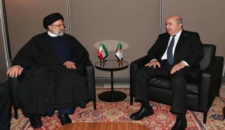 الرئيس رئيسي يلتقي نظيره الجزائري بنيويورك