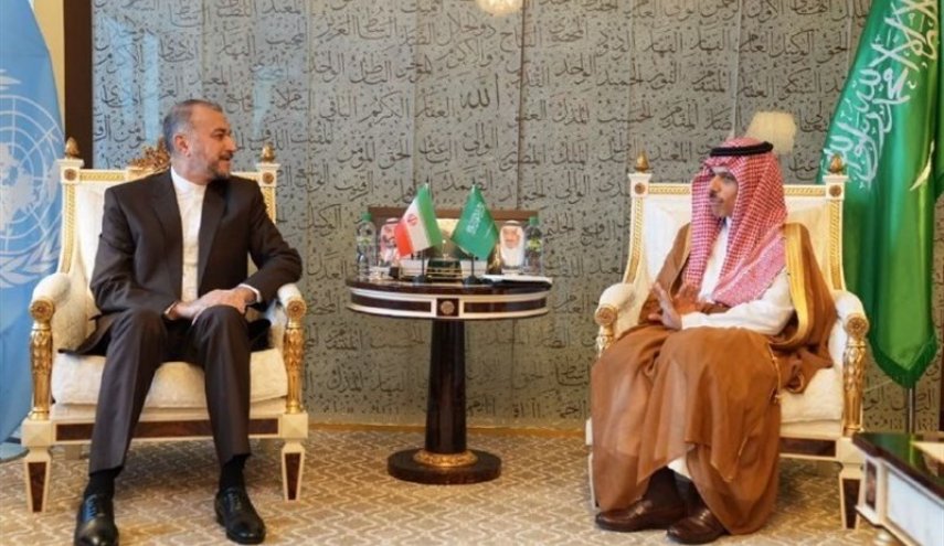لقاء إيراني سعودي على هامش اجتماع الجمعية العامة بنيويورك