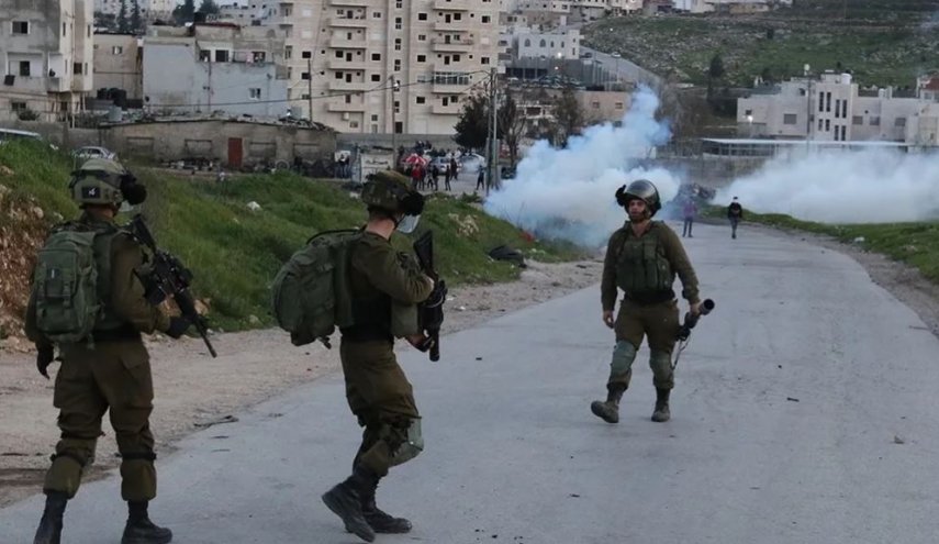 إصابة ثلاثة مواطنين فلسطينيين برصاص الاحتلال في غزة