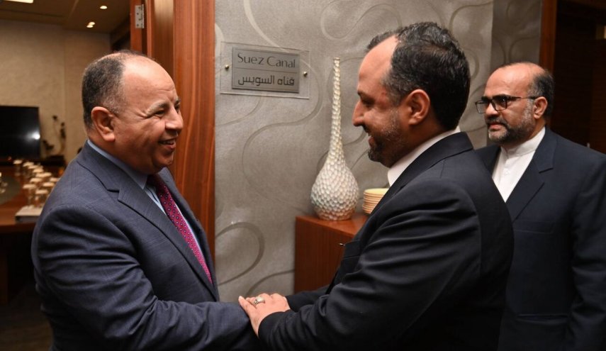 وزير اقتصاد ايران يعلن تشكيل لجنة مع مصر