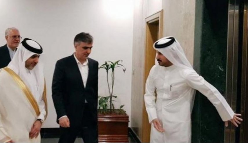 محافظ البنك المركزي الايراني يصل الدوحة