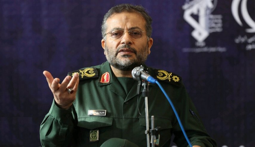 رئيس 'التعبئة' الايرانية: الشهداء مثال بارز لحب الوطن والدفاع عنه