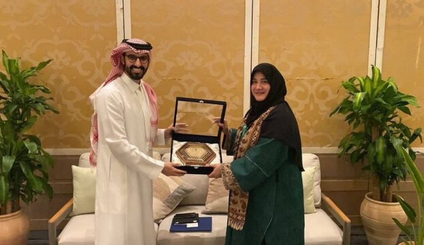 وزارة التراث الثقافي وسياحة إيران تقترح إلغاء التأشيرات مع السعودية